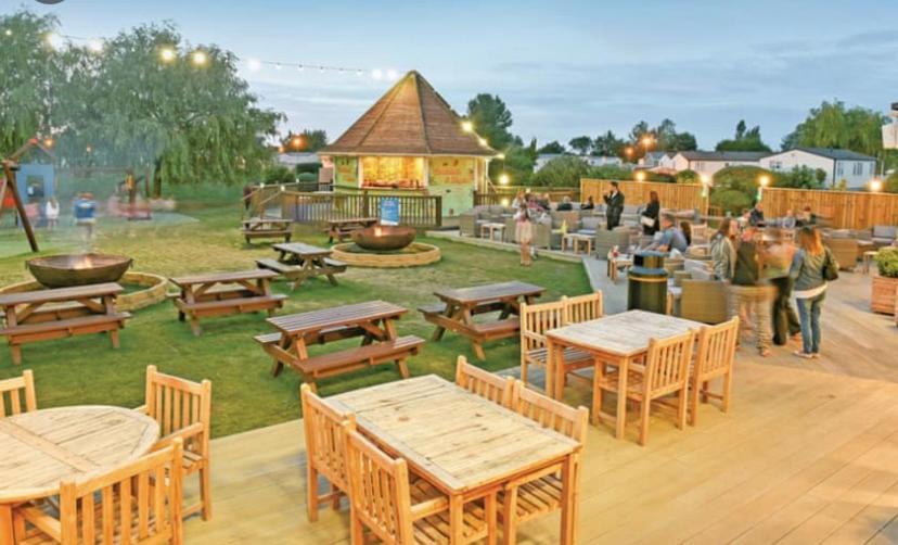 The Cedar Lake Southview Skegness Exteriör bild